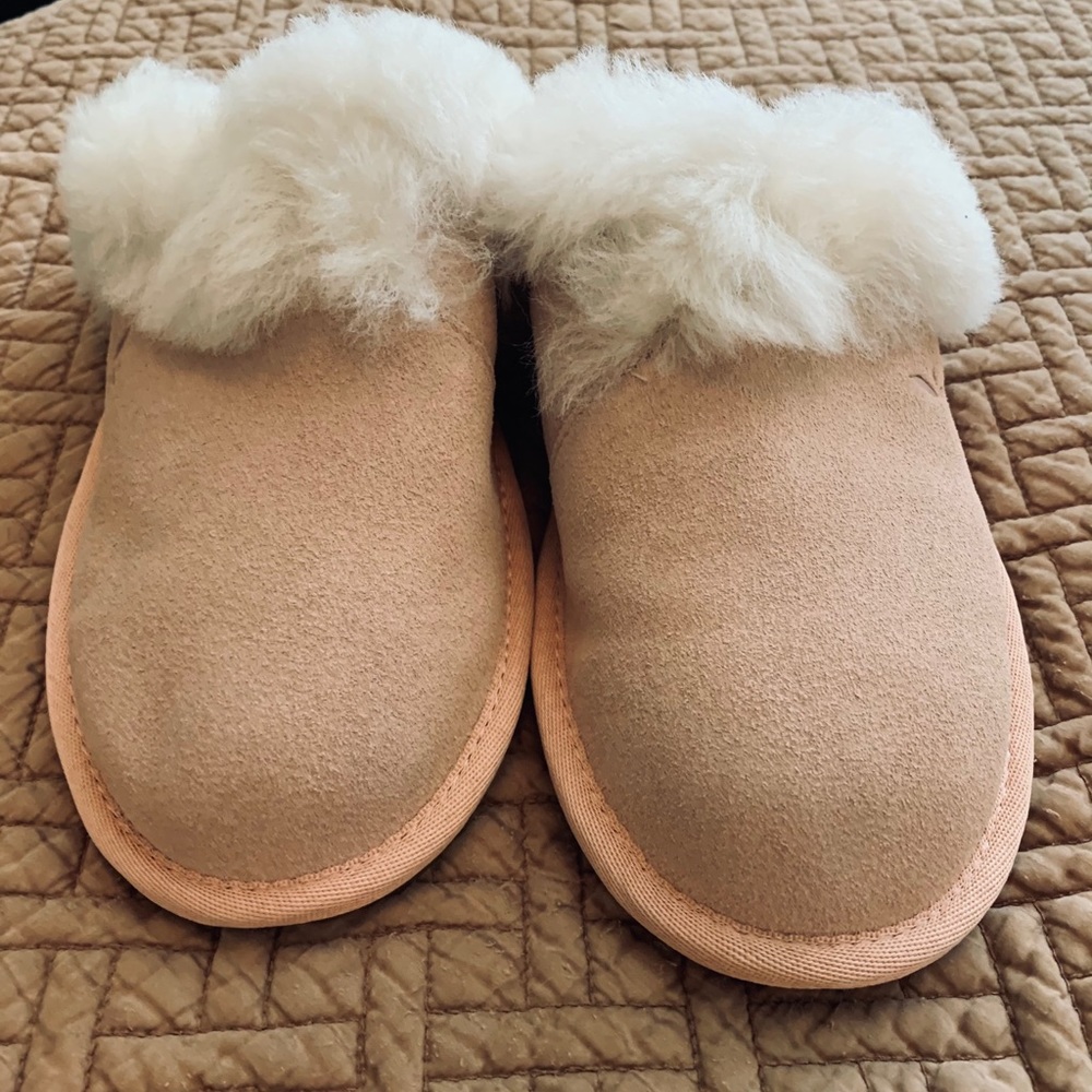 Ugg Slippers Koolaburra Light Pink